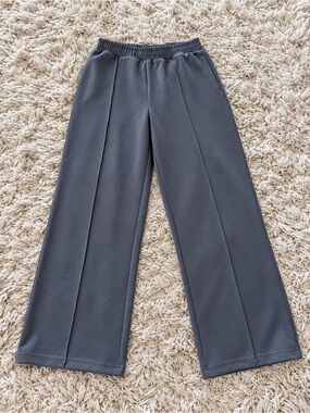 Liquid Energy Woman’s Charcoal Wide Leg Pants Size M Lightweight Stretch